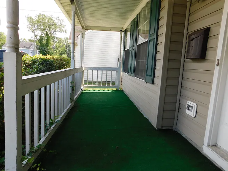 7559 Hughart St — Photo 21