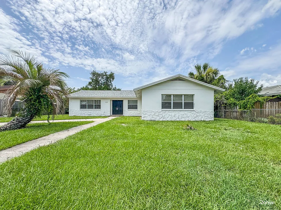 4407 Pompano Dr