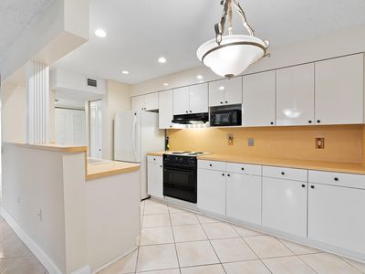 5180 E Sabal Palm Boulevard #131, Tamarac, FL, 33319