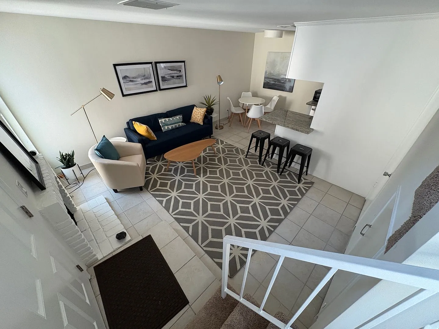 Barclay Square Apts LLC (9840) — Photo 2