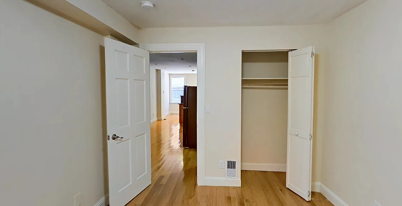 1 bed, $3,000 — Photo 3