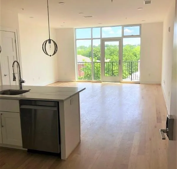 3927 Georgia Ave NW #4C — Photo 2