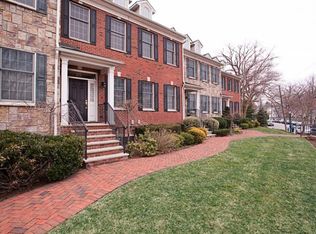 25 Woodland Ave, Rutherford, NJ 07070