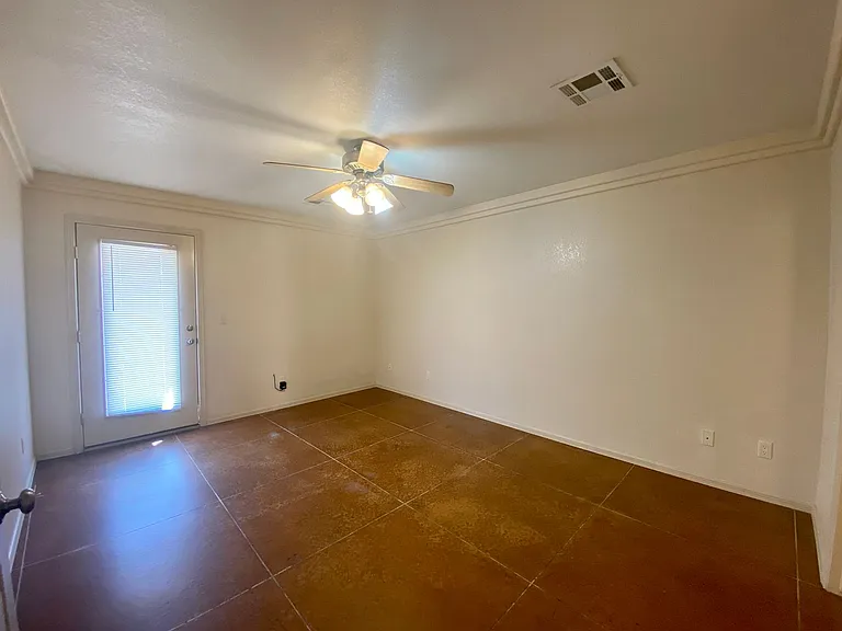 3860 Las Colinas Dr — Photo 9
