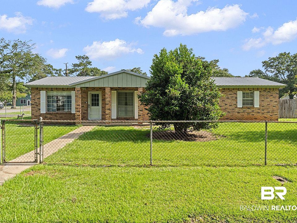 1st image of 306 W Banyan St
