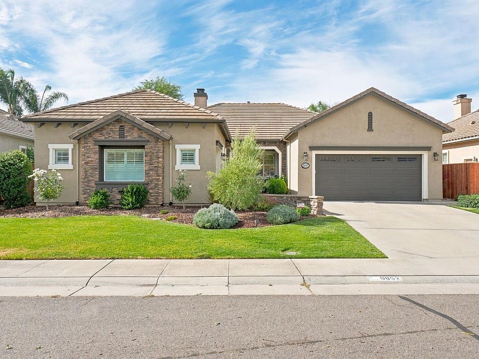 1st image of 9852 Valgrande Way