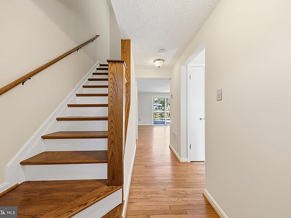 4th image of 1478 Dockside Ct