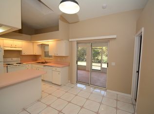 19 Flemingwood Ln, Palm Coast, FL 32137
