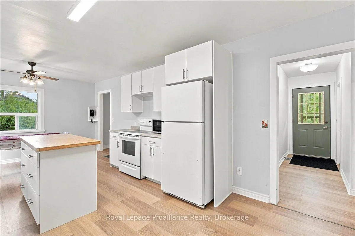 3 bed, $2,800 — Photo 4