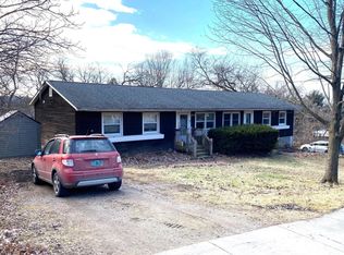 44 Young St, Colchester, VT 05446