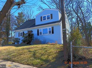 9113 Kinzer St, Lanham, MD 20706