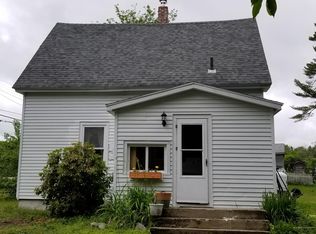 63 North St, Ellsworth, ME 04605