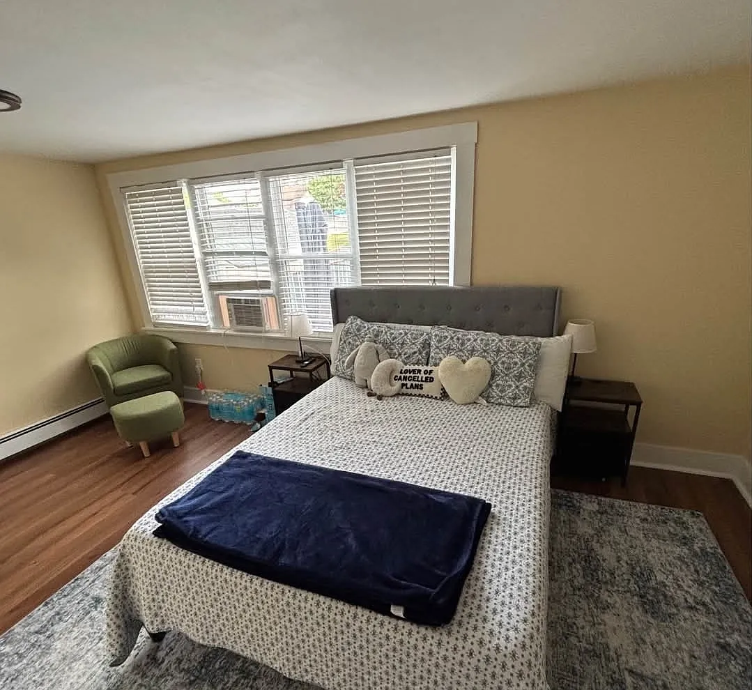 28 Homestead Ave — Photo 1