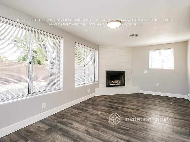 11219 N 41st Ave — Photo 2