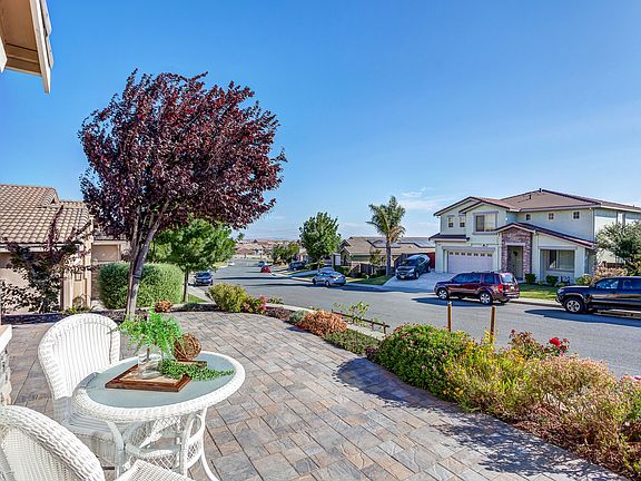 5th image of 3050 Barranca Dr