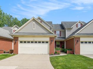 235 Cherry Stone Dr #16, Canton, MI 48188