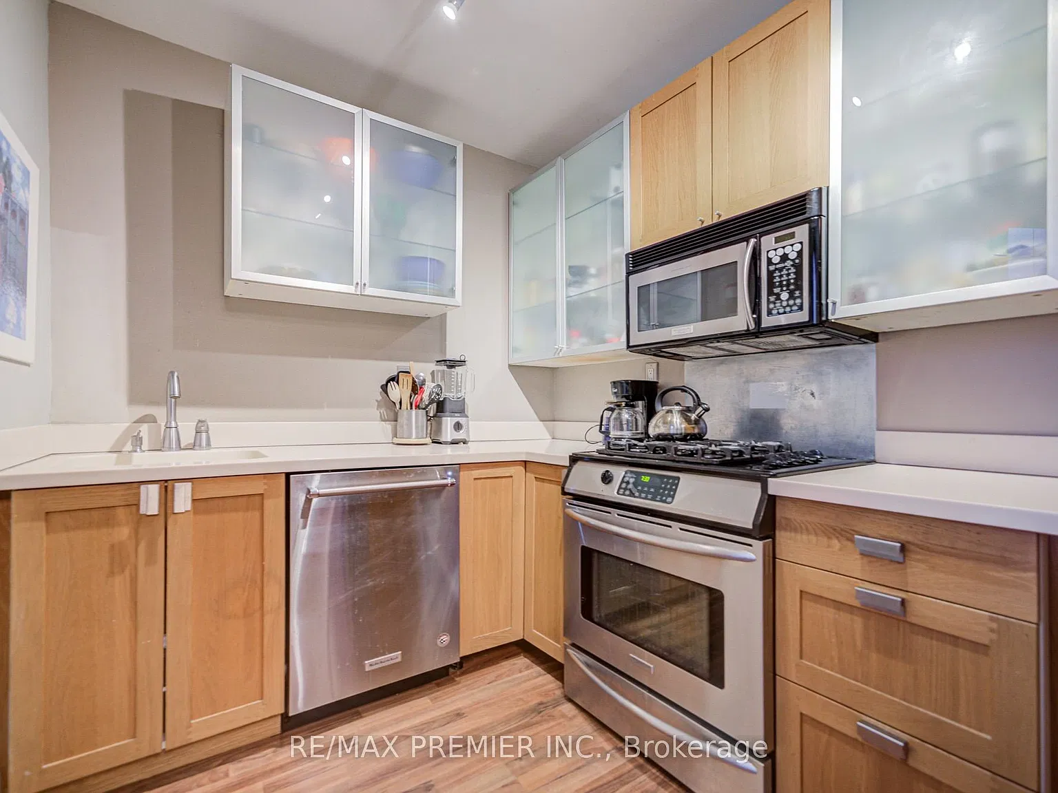 3 bed, $3,595 — Photo 3