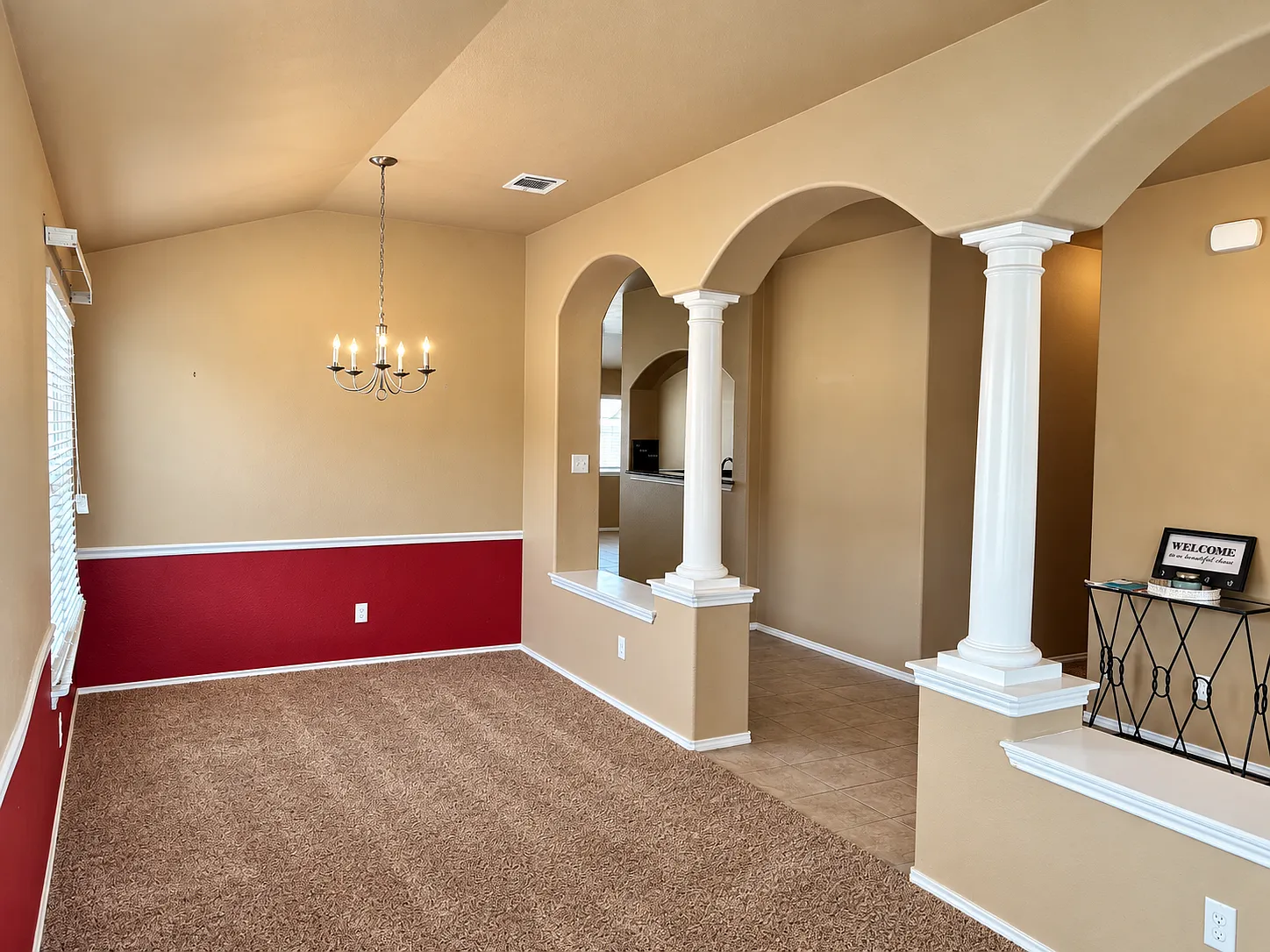 4 bed, 2077 sqft, $2,200 — Photo 3