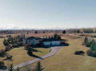 59 N Gray Way, Rocky View County, AB T3R1K7