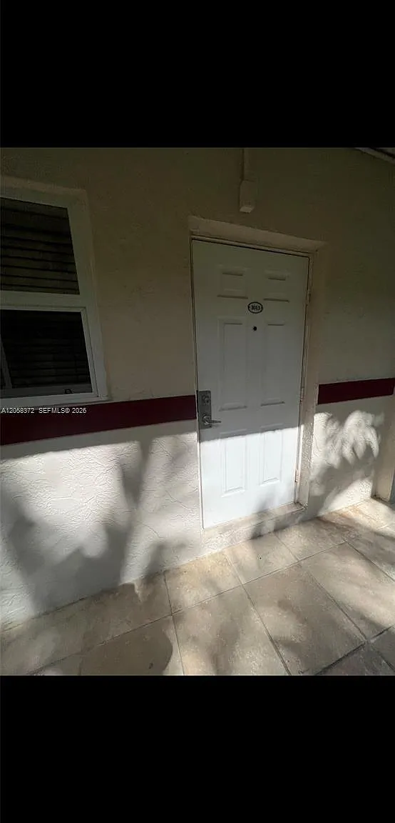 Villas Of Pinecrest Condo — Photo 4
