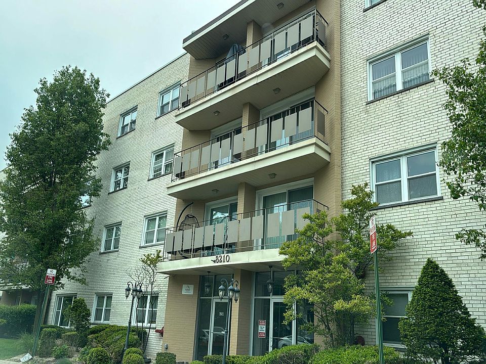 2nd image of 8210 N Elmwood Ave #409