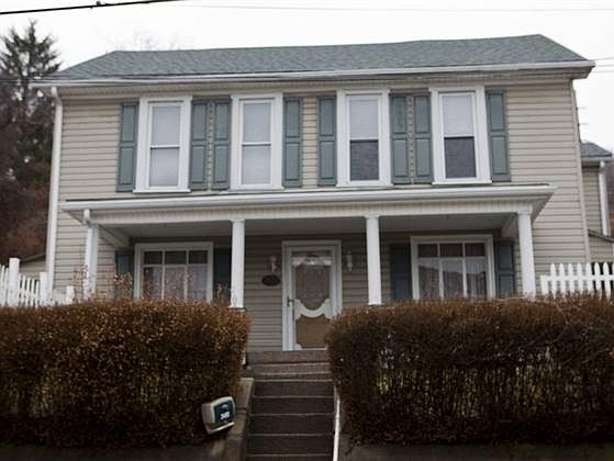 1st image of 3493 Trumbull St