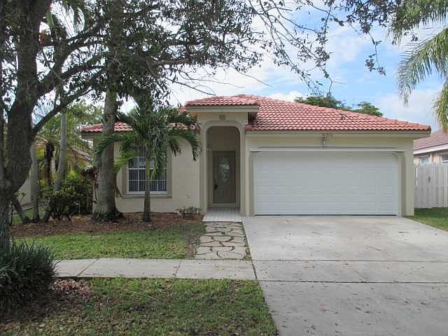 1st image of 650 NW 182nd Way