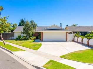 951 Springfield St, Costa Mesa, CA 92626