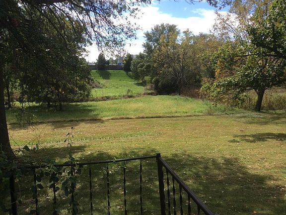 3rd image of 1126 Seminole Dr