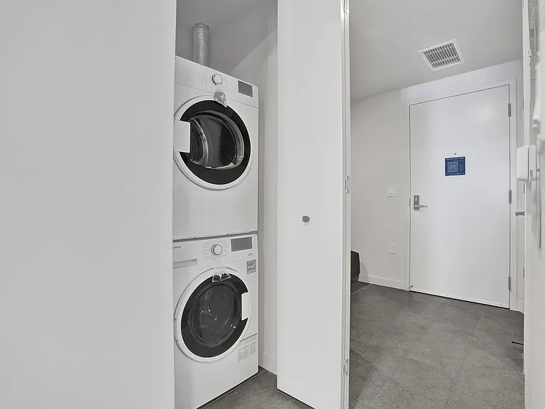 Washer/Dryer