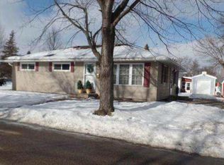 705 Johanna Ave SE, Willmar, MN 56201