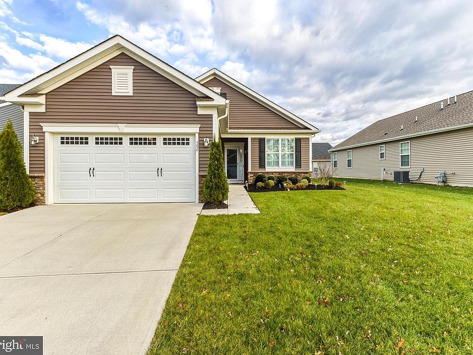 1st image of 504 Castlebay Dr