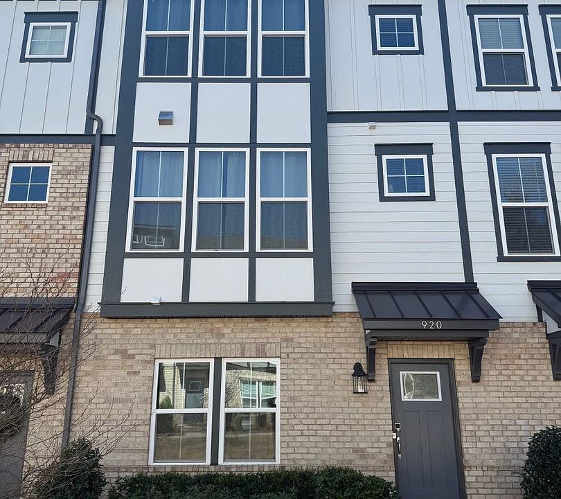 1st image of 920 Mary Max Dr Suite 103