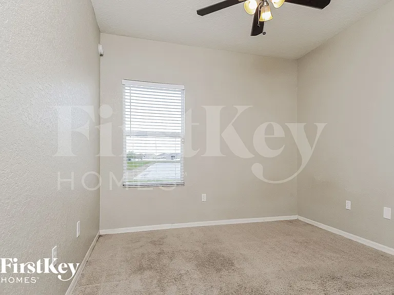 10611 Carloway Hills Dr — Photo 16