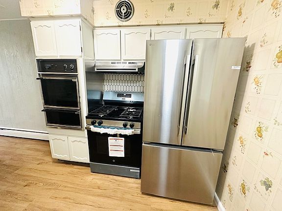 5th image of 1454 E 85th St #2