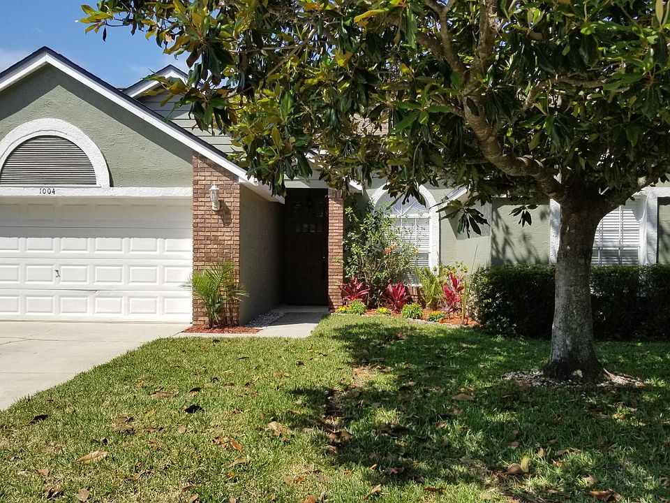 1st image of 1004 Kelly Creek Cir