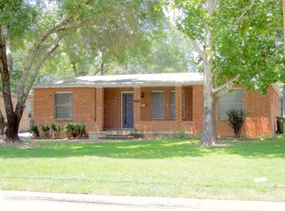 405 Hurstview Dr, Hurst, TX 76053