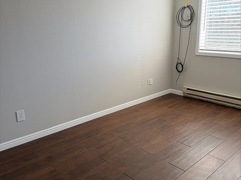 1327 9th W — Photo 24