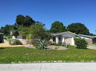 2037 W Ridge Dr, Clearwater, FL 33763