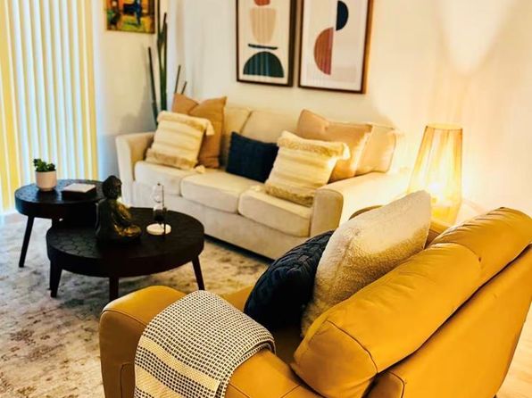 95 Poinciana Dr APT 226