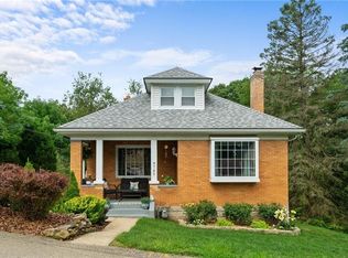 9745 Valley View Rd, Pittsburgh, PA 15237