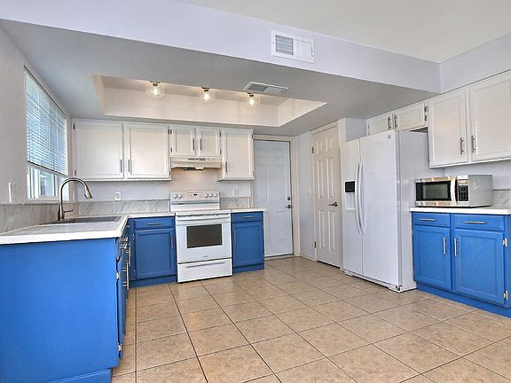 5th image of 7536 W Turney Ave