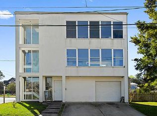 200 Robert E Lee Blvd, New Orleans, LA 70124