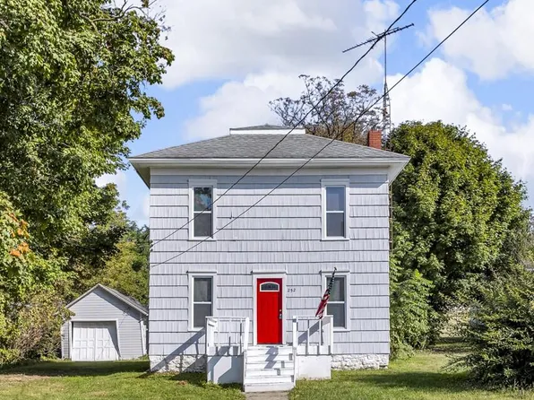 252 W Main St, Addison, MI 49220