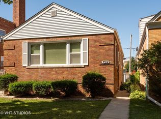 7214 N Osceola Ave, Chicago, IL