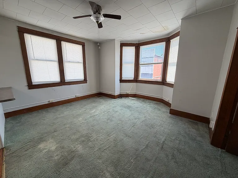 112 W Jackson St #1 — Photo 5