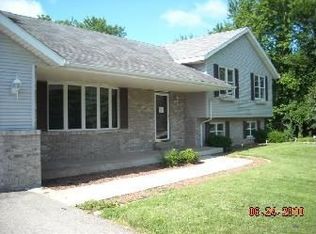 3234 E Rotamer Rd, Janesville, WI 53546