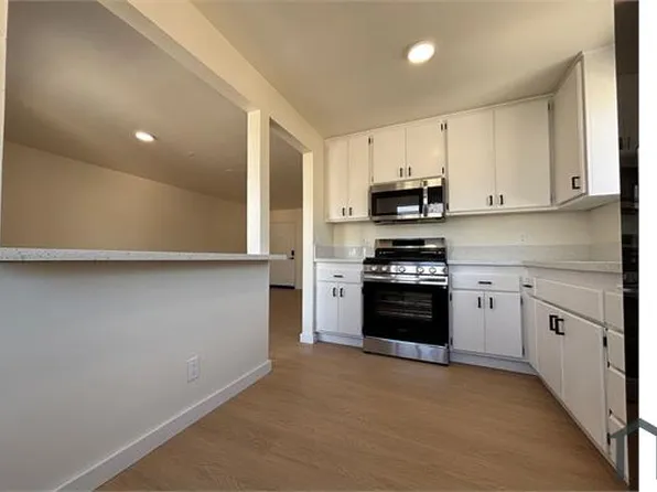 6079 La Prada St, Los Angeles, CA 90042