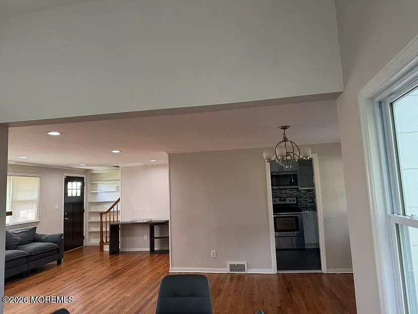 4 bed, 1497 sqft, $2,600 — Photo 3