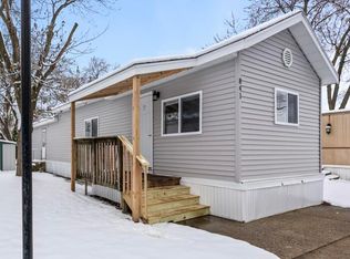 841 Dolphin St SW, Wyoming, MI 49509